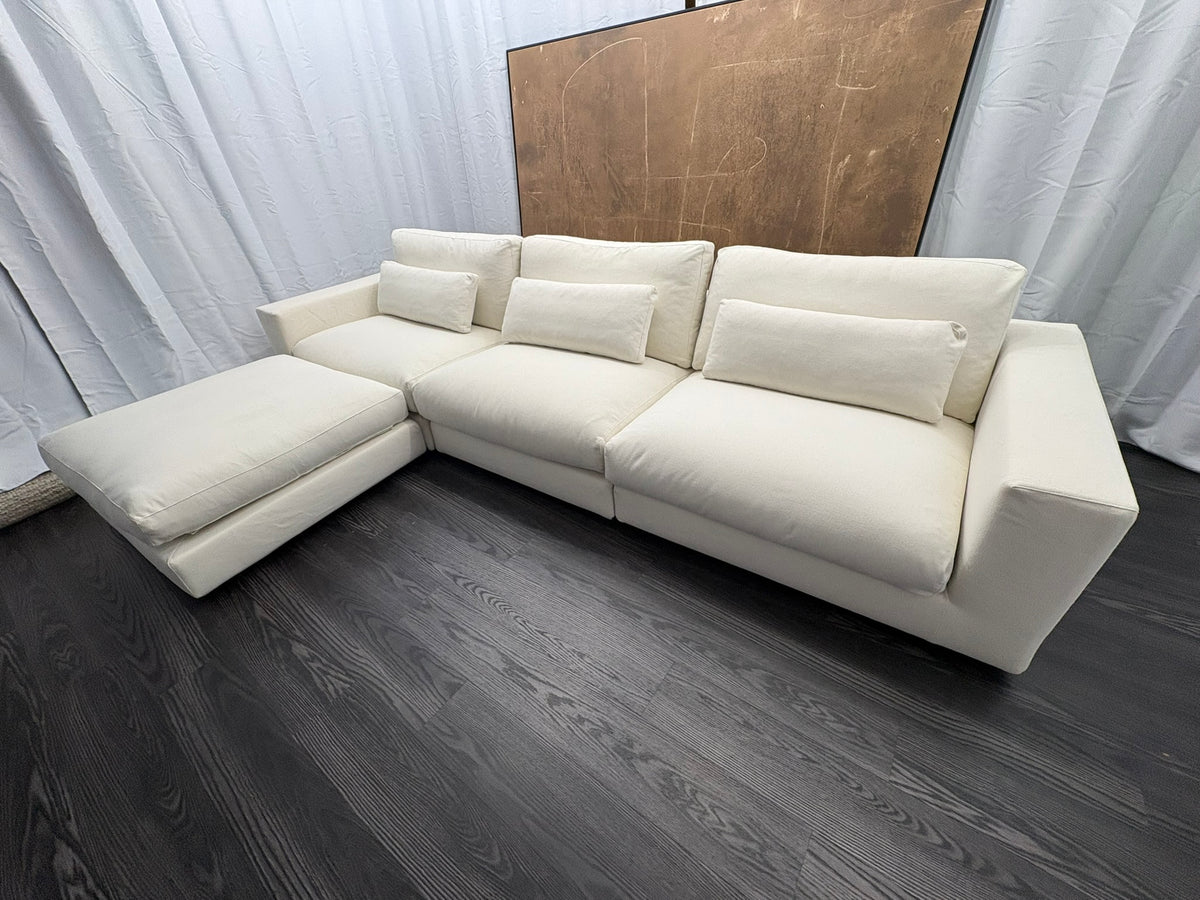 RH Lugano Modular 4-Piece Sectional | Italy | Down | Performance Linen Weave – Natural