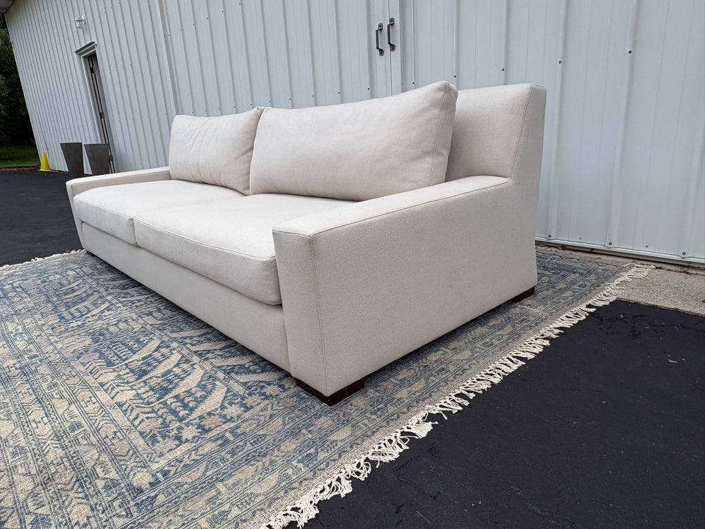 RH Restoration Hardware Parisian Track Arm 2-Cushion Sofa
9' | Luxe 44" Depth | Down-Feather Fill | Holland & Sherry Wool Twill | Dove