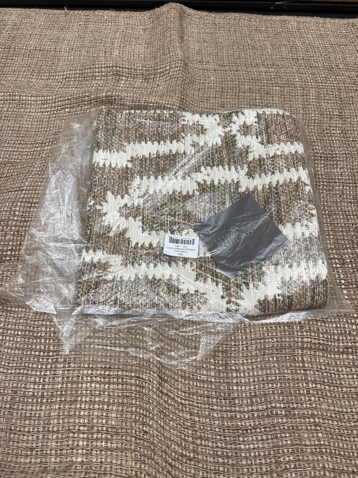 RH Restoration Hardware Nazaré Block Print Pillow Cover 20" × 20" Square