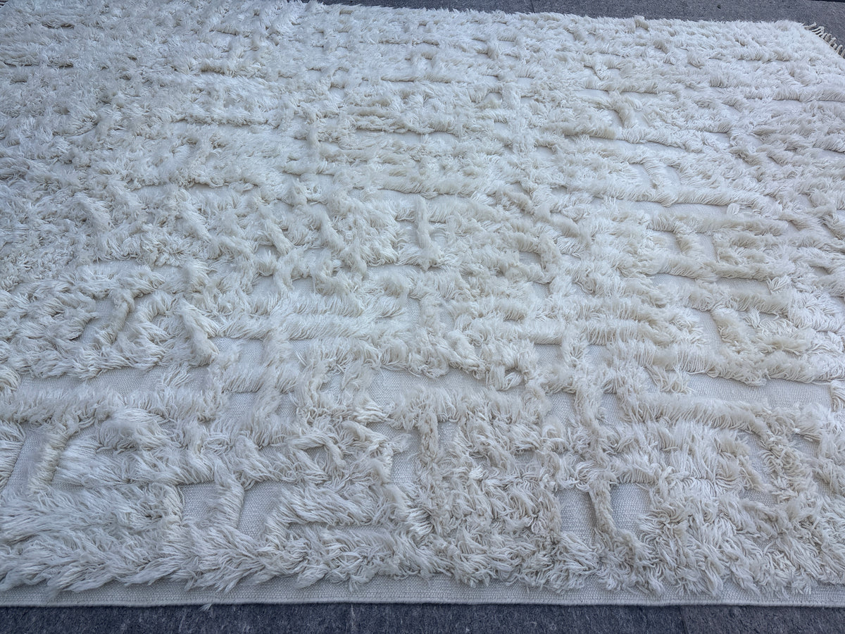RH Cabila Wool Rug – 9' × 12' Ivory | 87% Wool & 13% Cotton | Hand-Knotted High-Low Construction