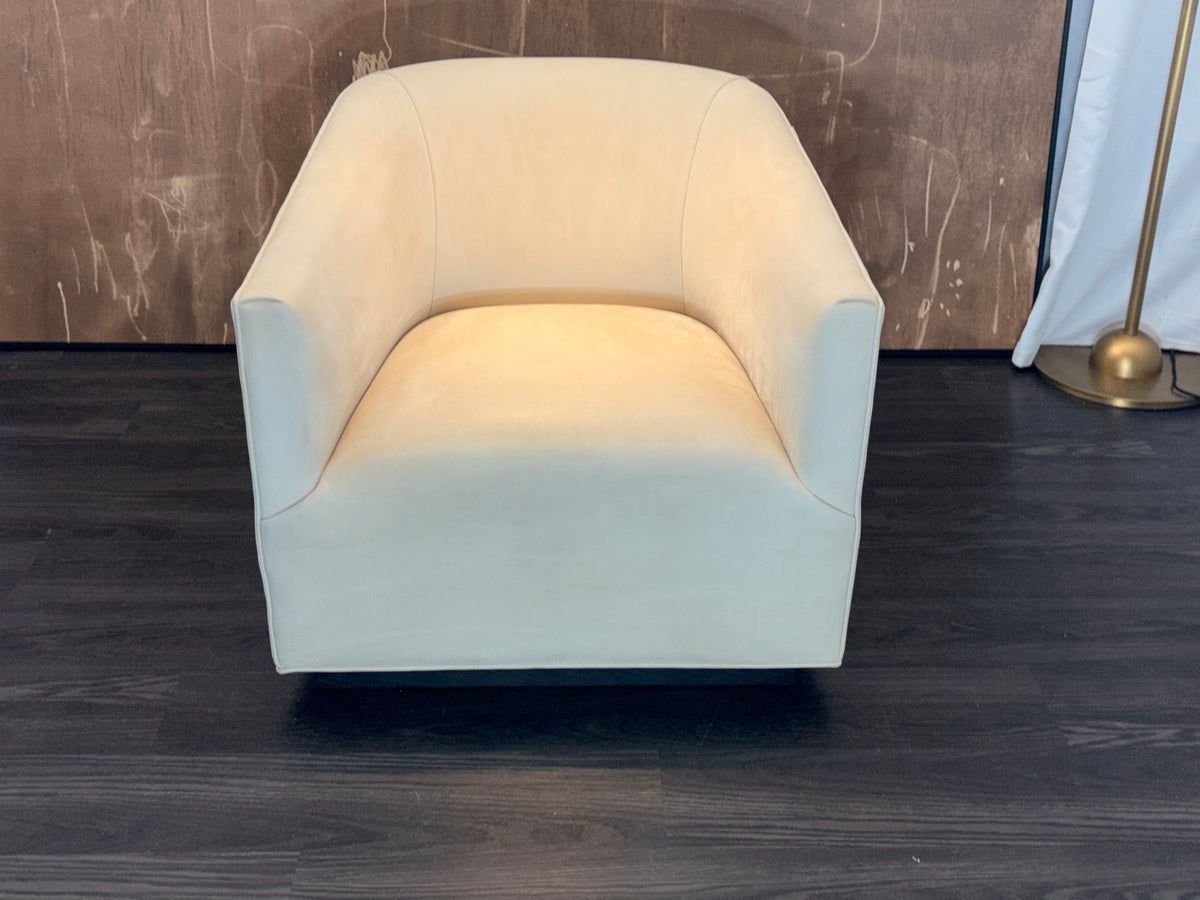 RH 1950s Italian Shelter Arm Leather Chair | Classic Depth | Italian Veneto | Ivory