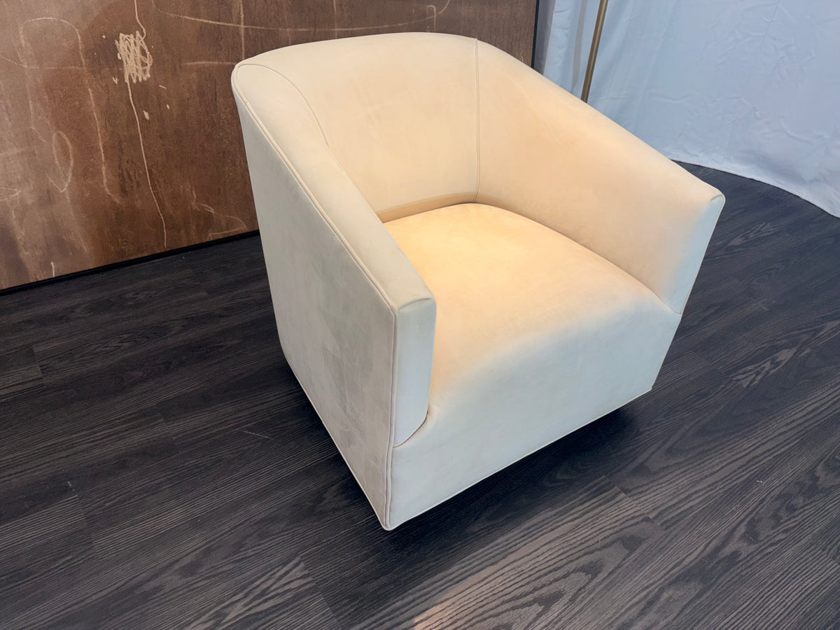 RH 1950s Italian Shelter Arm Leather Chair | Classic Depth | Italian Veneto | Ivory