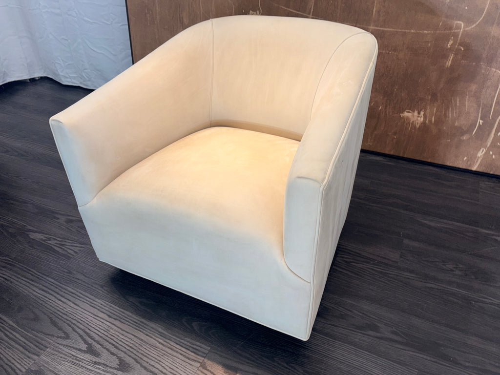 RH 1950s Italian Shelter Arm Leather Chair | Classic Depth | Italian Veneto | Ivory