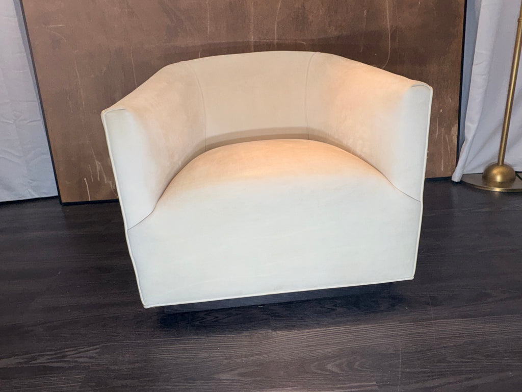RH 1950s Italian Shelter Arm Leather Chair | Classic Depth | Italian Veneto | Ivory
