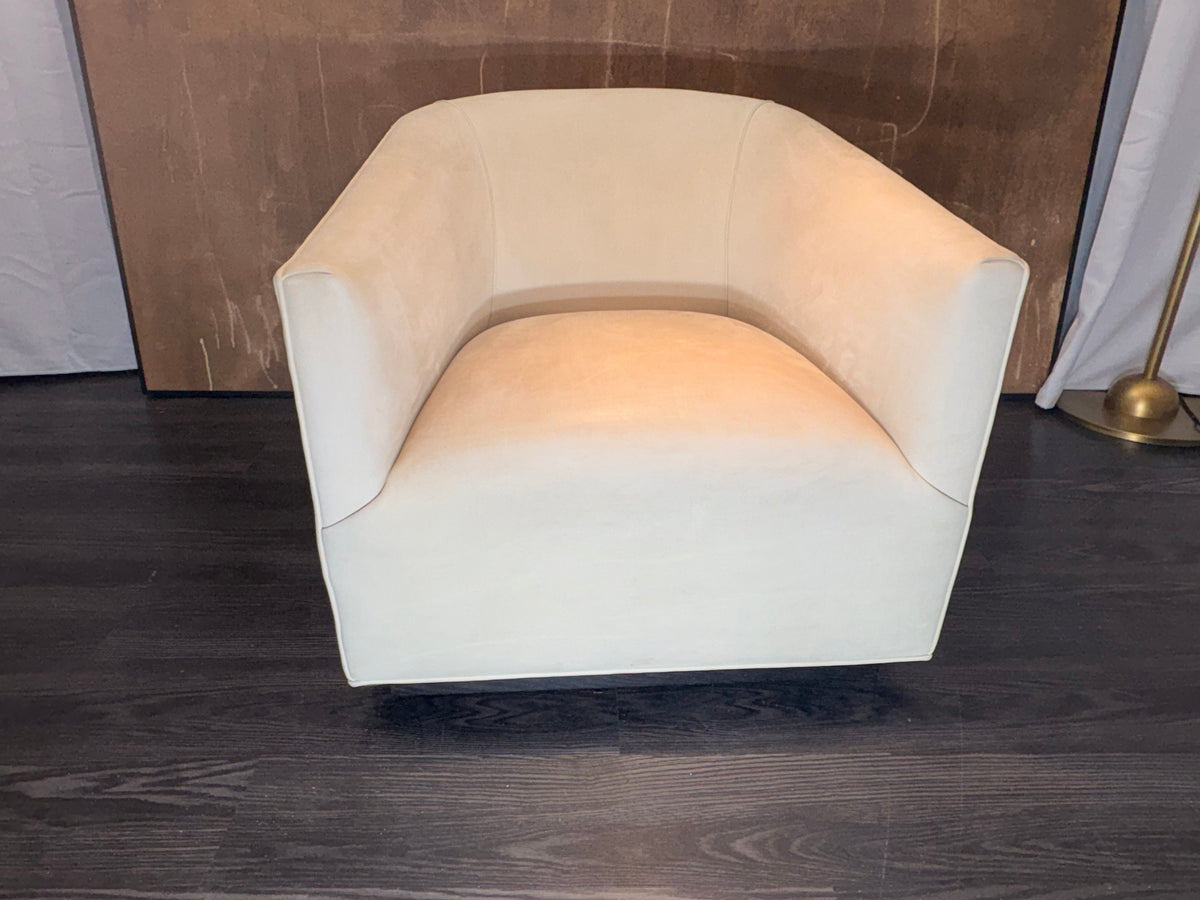 RH 1950s Italian Shelter Arm Leather Chair | Classic Depth | Italian Veneto | Ivory