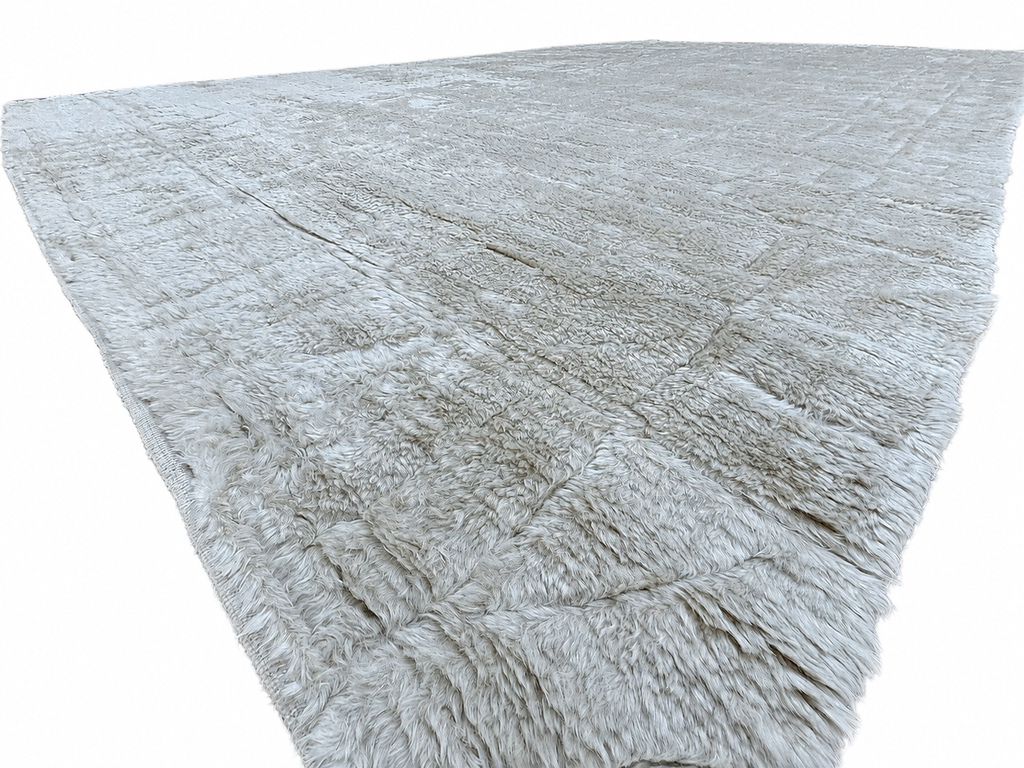 RH Kinari Wool Rug – 10' × 14' Ivory | Wool | Hand-Knotted