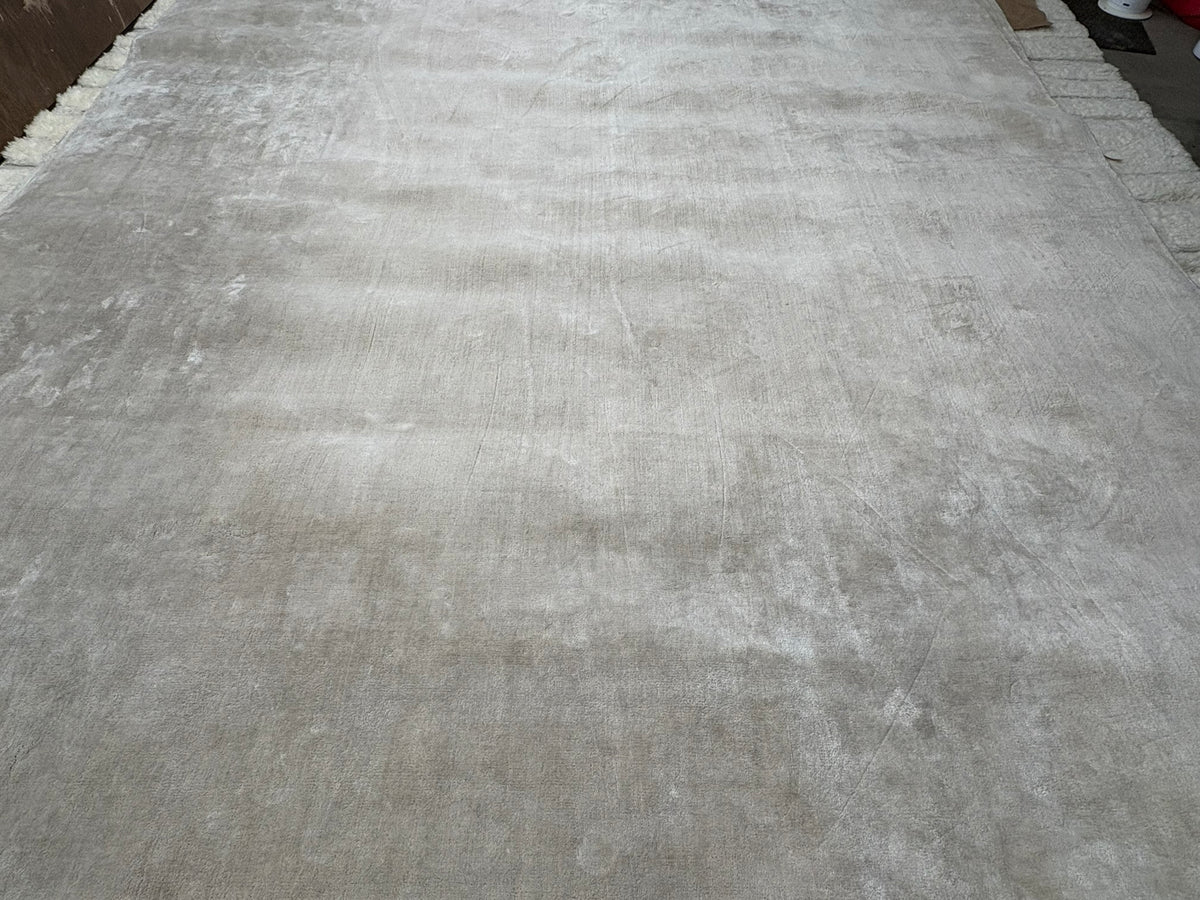 RH Malta Linen Rug – 10' × 14' 100% Linen | Hand-Loomed Luxury Construction | Rare RH Collection