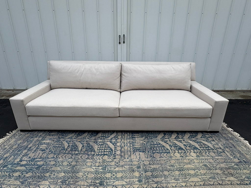 RH Restoration Hardware Parisian Track Arm 2-Cushion Sofa
9' | Luxe 44" Depth | Down-Feather Fill | Holland & Sherry Wool Twill | Dove