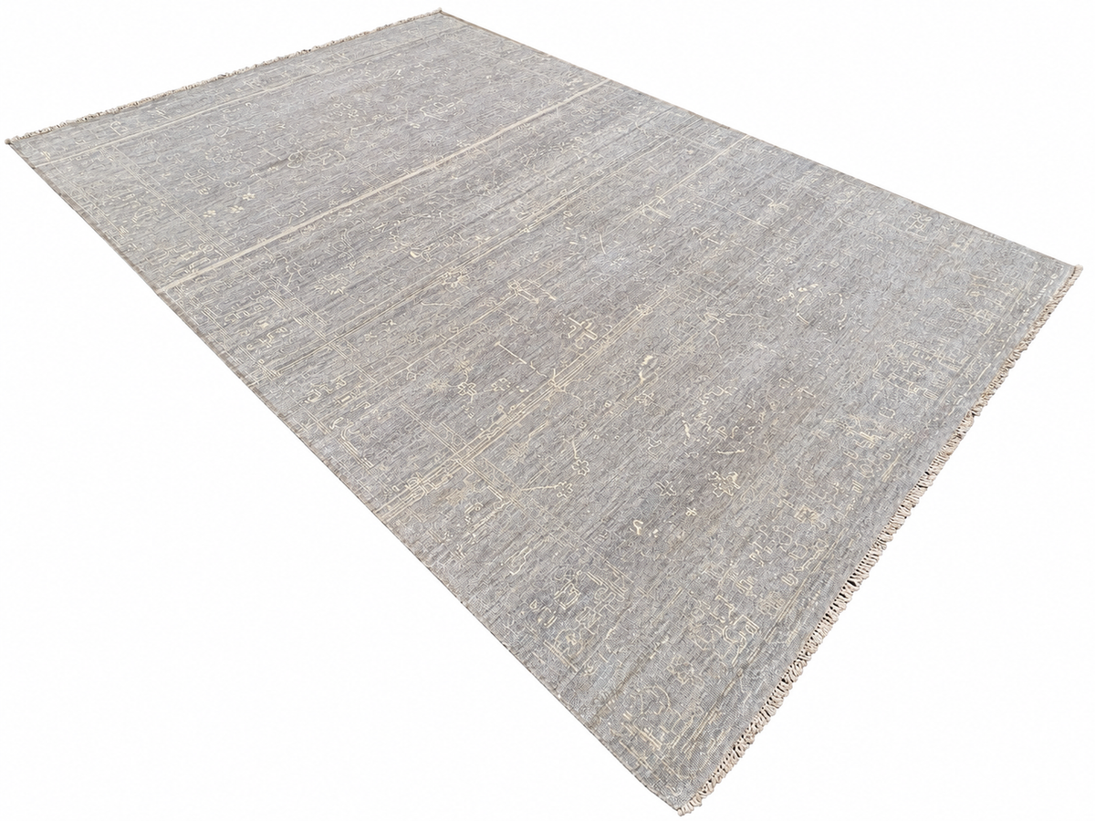 RH Montero Wool Rug – 10' × 14' 100% Hand-Spun Wool | Hand-Knotted