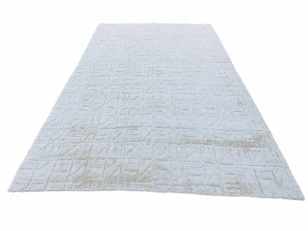 RH Kinari Wool Rug – 10' × 14' Ivory | Wool | Hand-Knotted