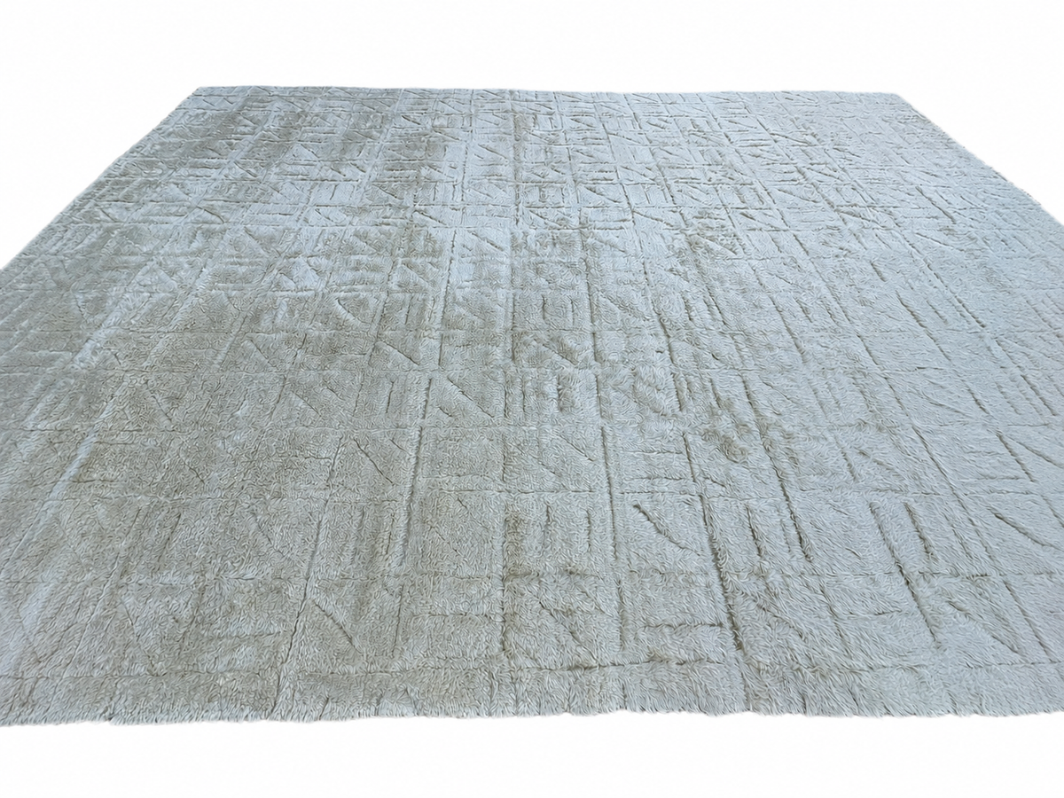 RH Kinari Wool Rug – 10' × 14' Ivory | Wool | Hand-Knotted