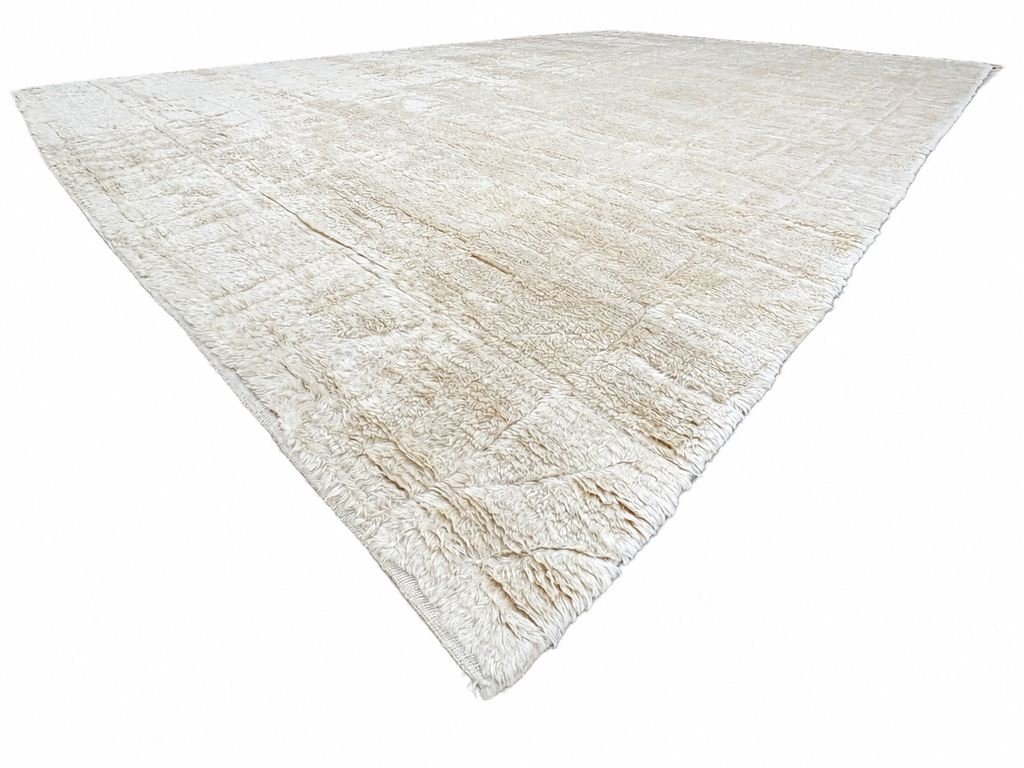 RH Kinari Wool Rug – 10' × 14' Ivory | Wool | Hand-Knotted