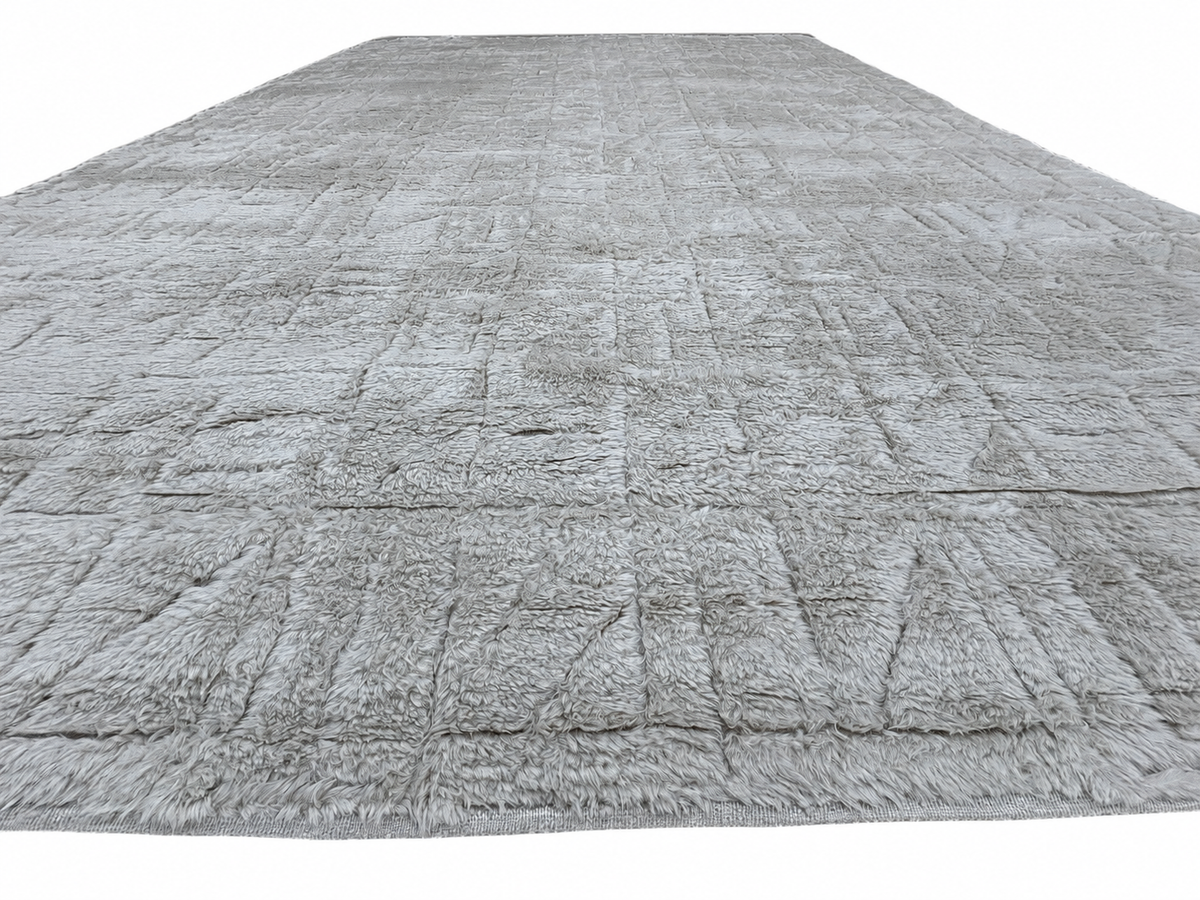 RH Kinari Wool Rug – 10' × 14' Ivory | Wool | Hand-Knotted