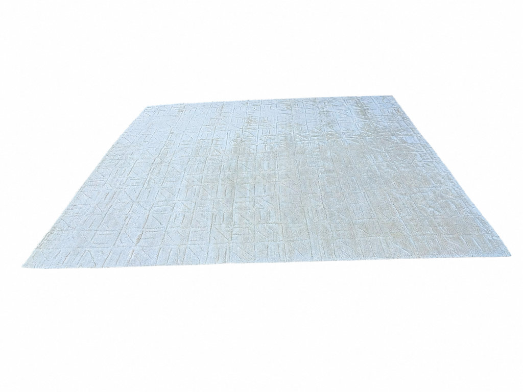 RH Kinari Wool Rug – 10' × 14' Ivory | Wool | Hand-Knotted