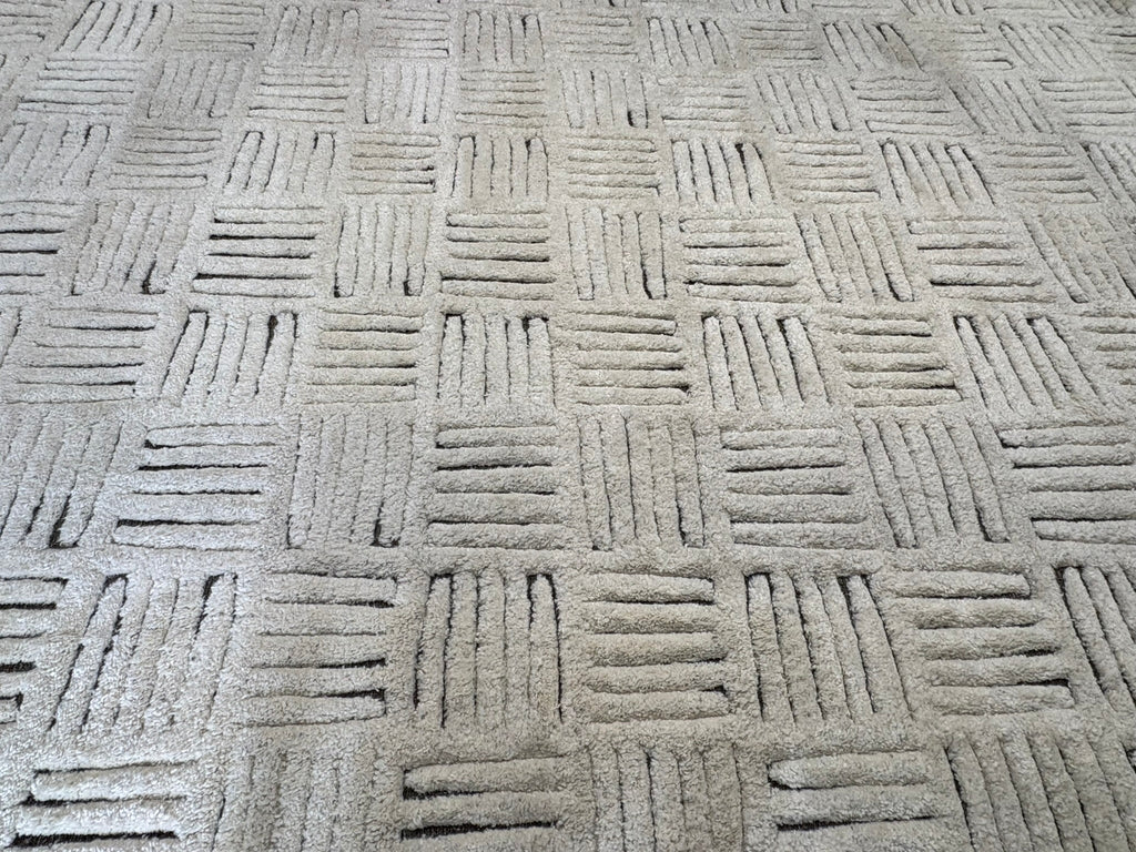 RH Basanti Rug – 9' × 12' Marled Ivory/Charcoal | Hand-Knotted Wool Blend | Contemporary Himalayan-Inspired Design
