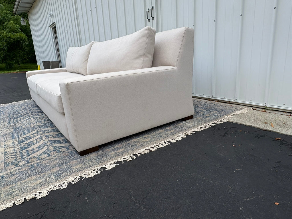 RH Restoration Hardware Parisian Track Arm 2-Cushion Sofa
9' | Luxe 44" Depth | Down-Feather Fill | Holland & Sherry Wool Twill | Dove
