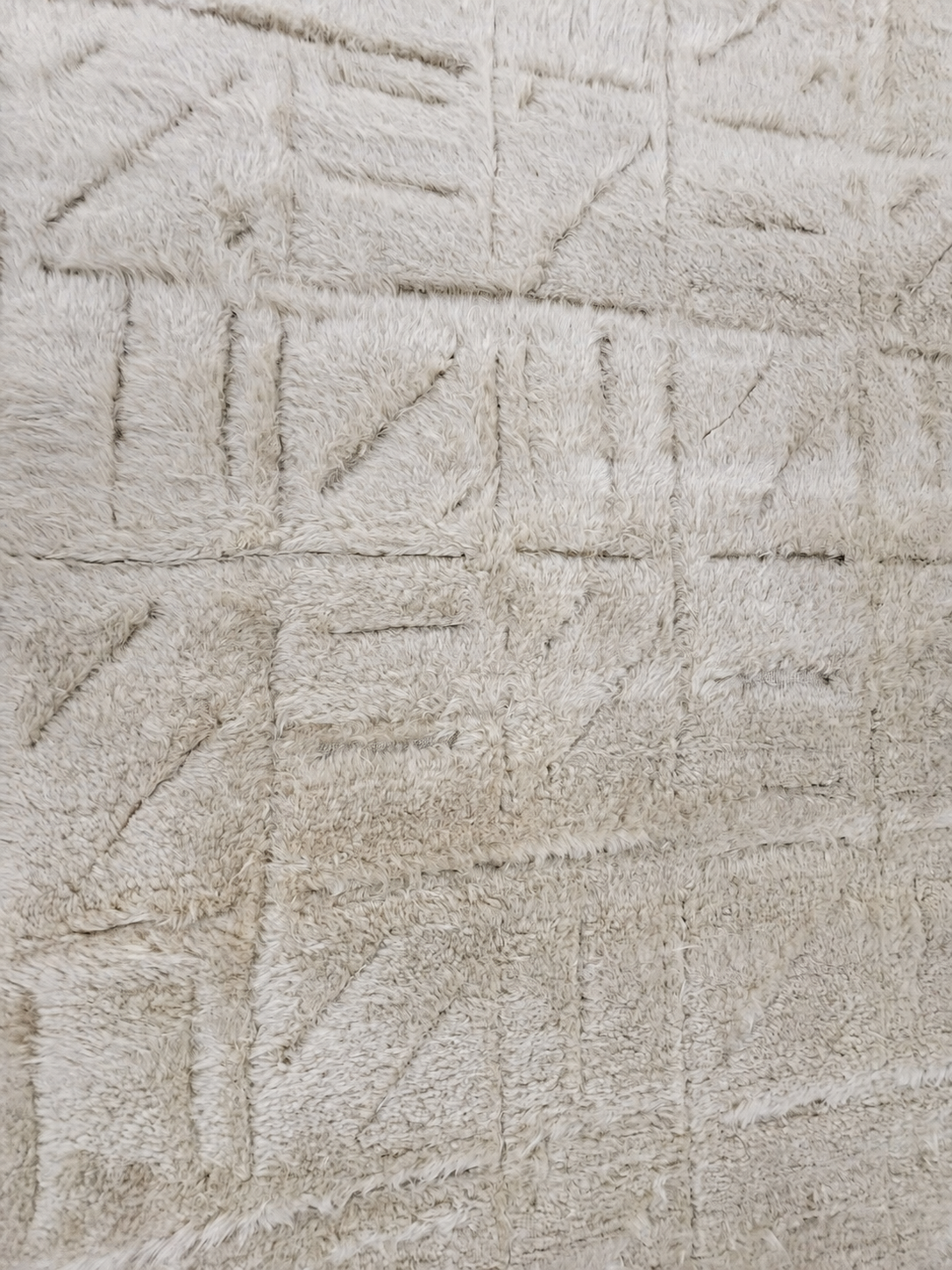 RH Kinari Wool Rug – 10' × 14' Ivory | Wool | Hand-Knotted