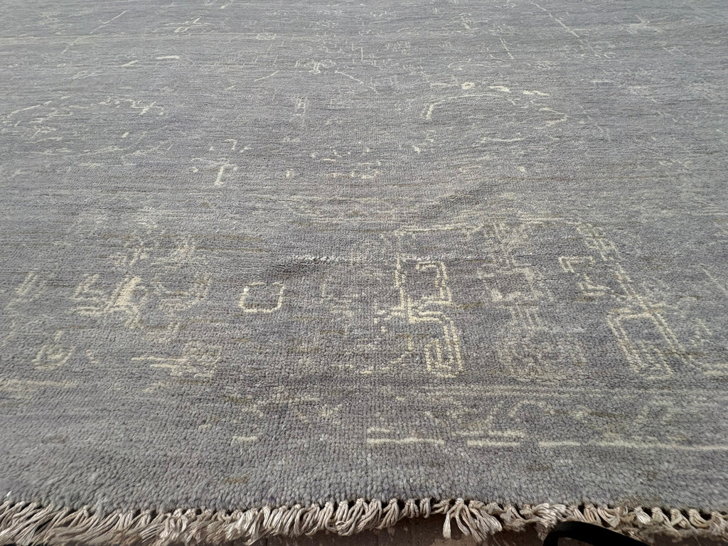 RH Montero Wool Rug – 10' × 14' 100% Hand-Spun Wool | Hand-Knotted