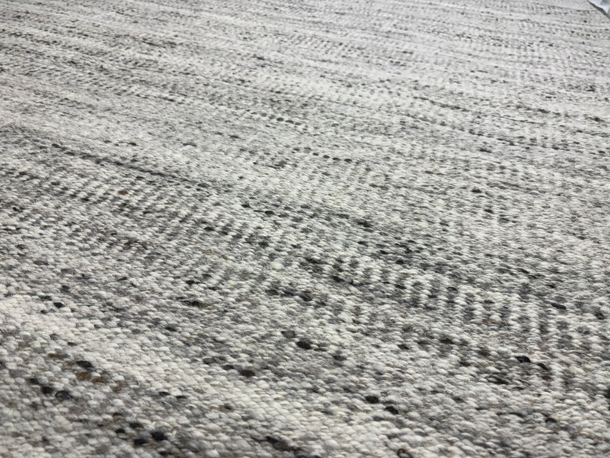 RH Saravia Wool & Jute Rug – 9x12