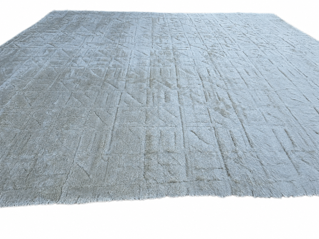 RH Kinari Wool Rug – 10' × 14' Ivory | Wool | Hand-Knotted
