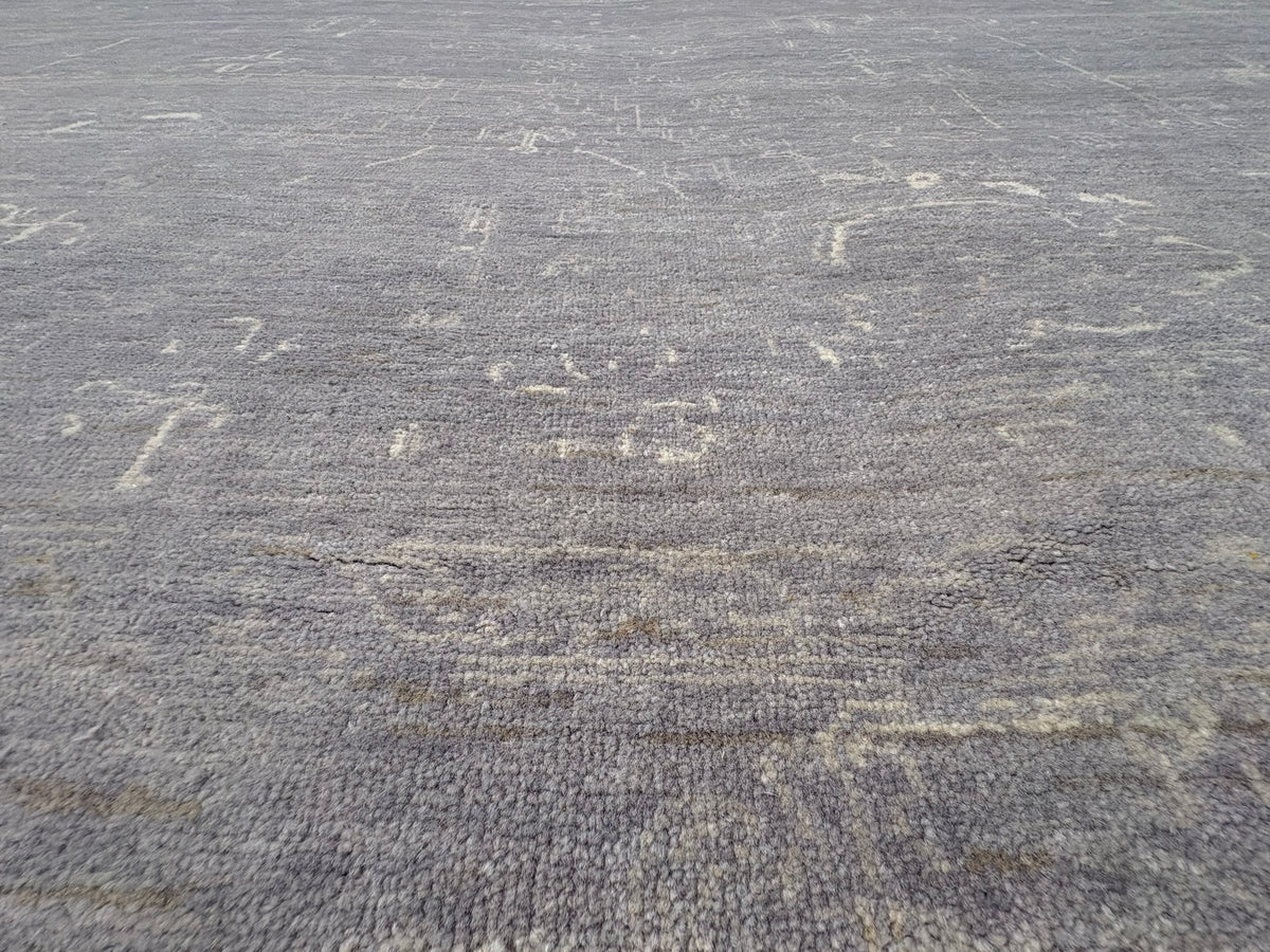 RH Montero Wool Rug – 10' × 14' 100% Hand-Spun Wool | Hand-Knotted