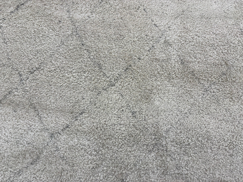 RH Iman Diamond Wool Rug 9x12 - Ivory/Silver
