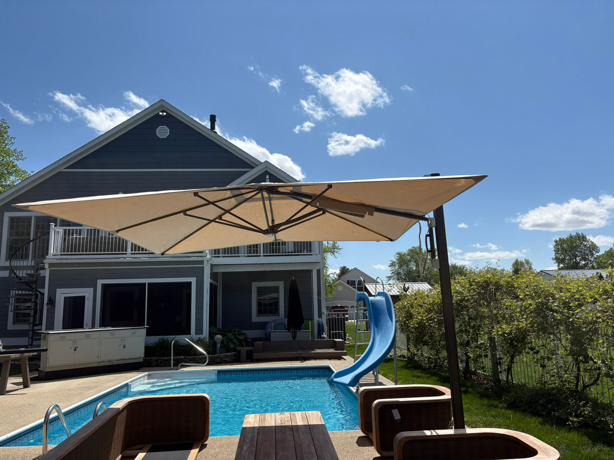 TUUCI® Ocean Master Cantilever Umbrella – 10' Square
Bronze | Marine-Grade Canvas | 600 LB Freestanding Base