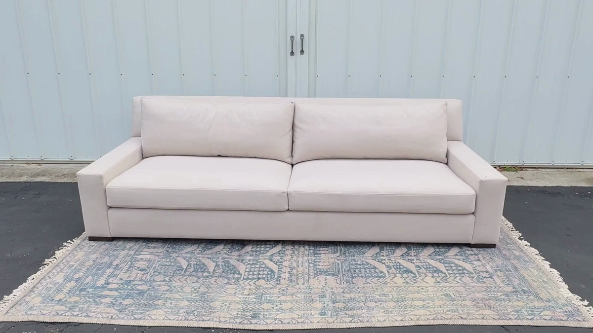 RH Restoration Hardware Parisian Track Arm 2-Cushion Sofa
9' | Luxe 44" Depth | Down-Feather Fill | Holland & Sherry Wool Twill | Dove