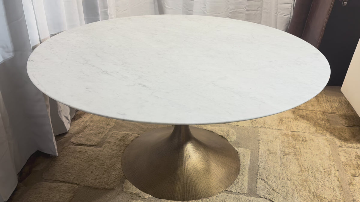 RH Aero Stone Round Dining Table