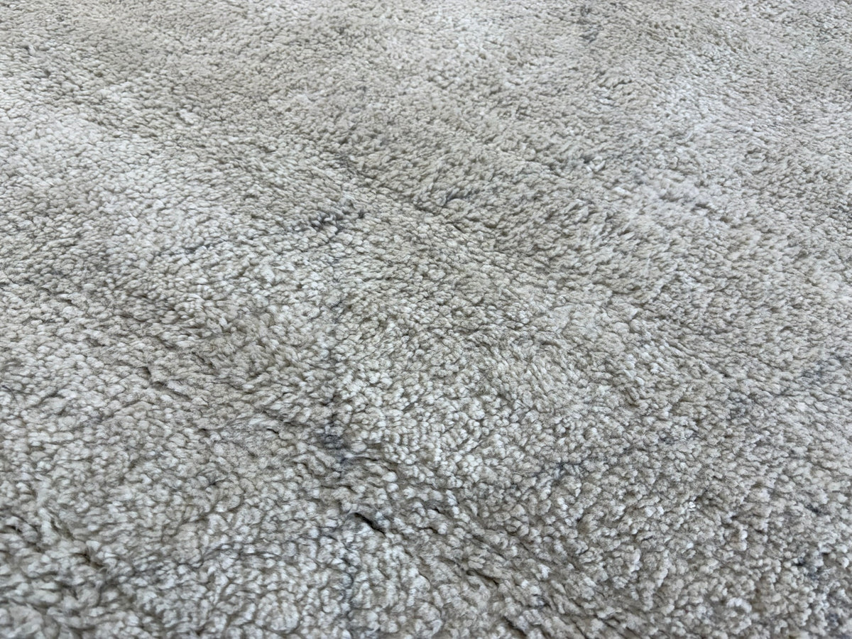 RH Iman Diamond Wool Rug 9x12 - Ivory/Silver