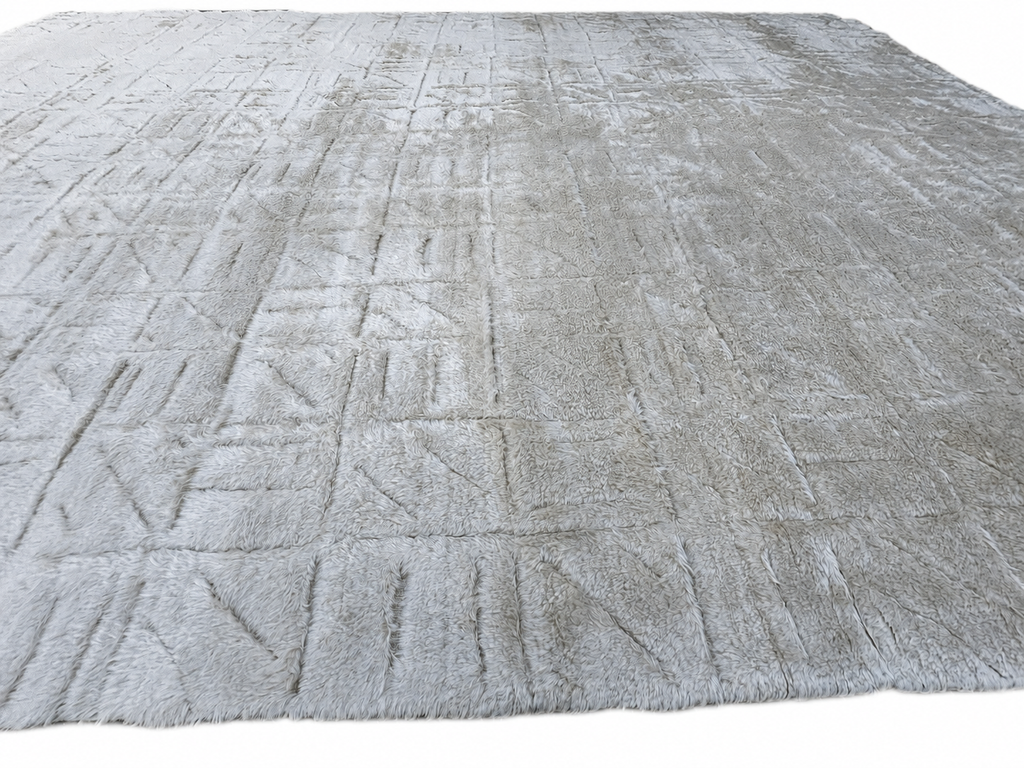RH Kinari Wool Rug – 10' × 14' Ivory | Wool | Hand-Knotted