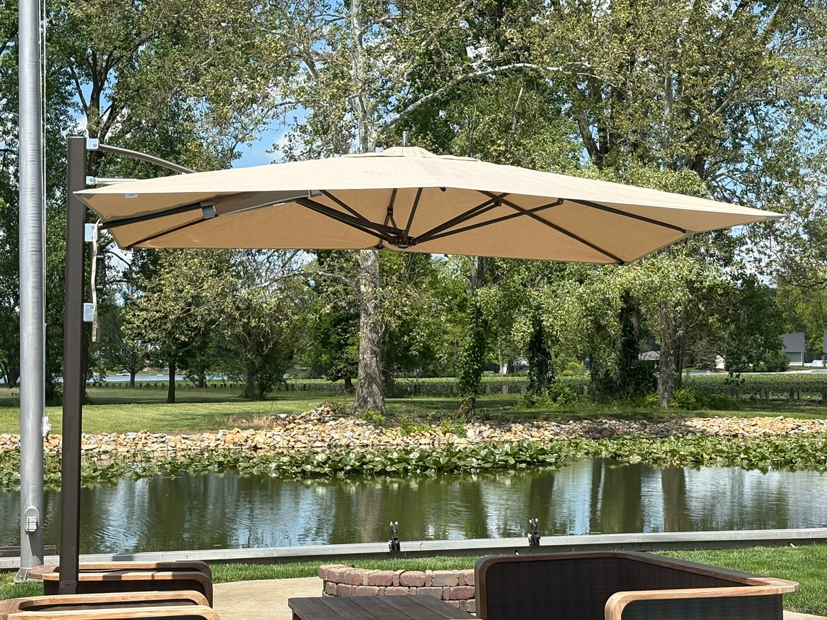 TUUCI® Ocean Master Cantilever Umbrella – 10' Square
Bronze | Marine-Grade Canvas | 600 LB Freestanding Base