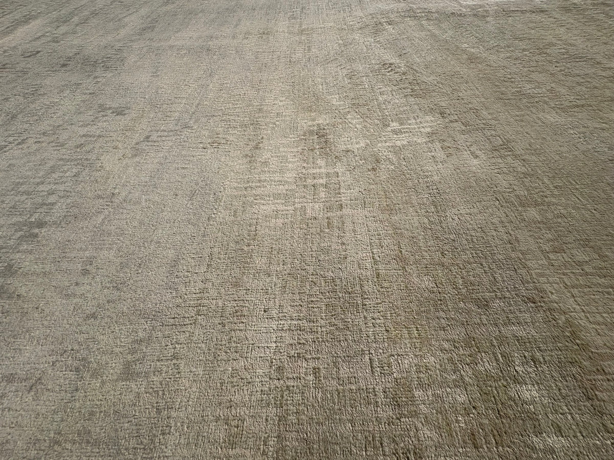 RH Matrice Wool & Silk Rug – 10' × 14' Ivory | Hand-Knotted Wool & Silk