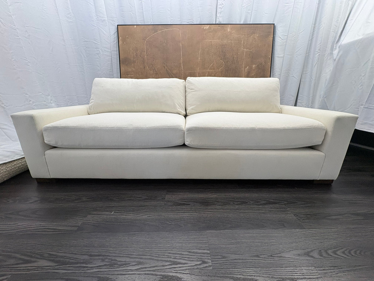 RH Restoration Hardware Maxwell 2-Cushion Sofa
8' | Classic 40" Depth | Down-Feather | Performance Linen Weave – Natural