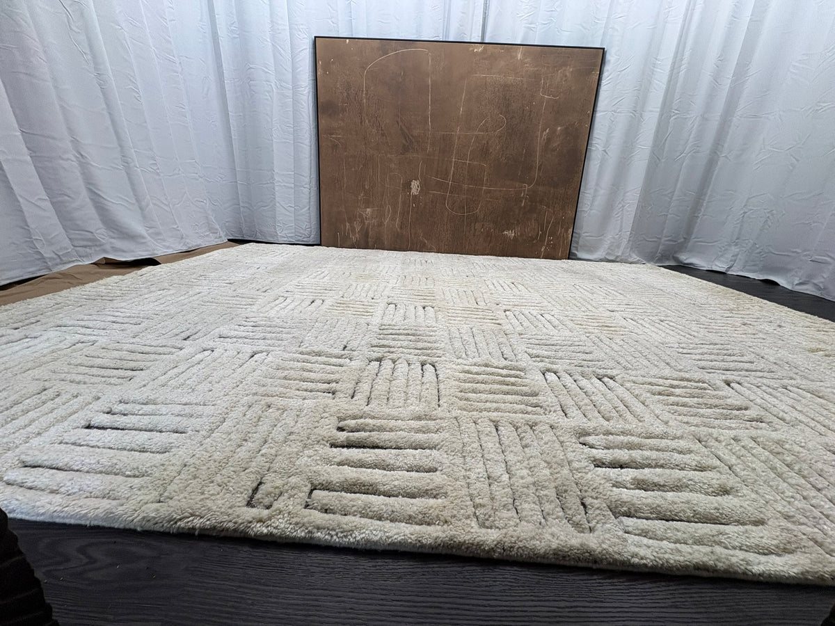 RH Basanti Rug – 9' × 12' Marled Ivory/Charcoal | Hand-Knotted Wool Blend | Contemporary Himalayan-Inspired Design