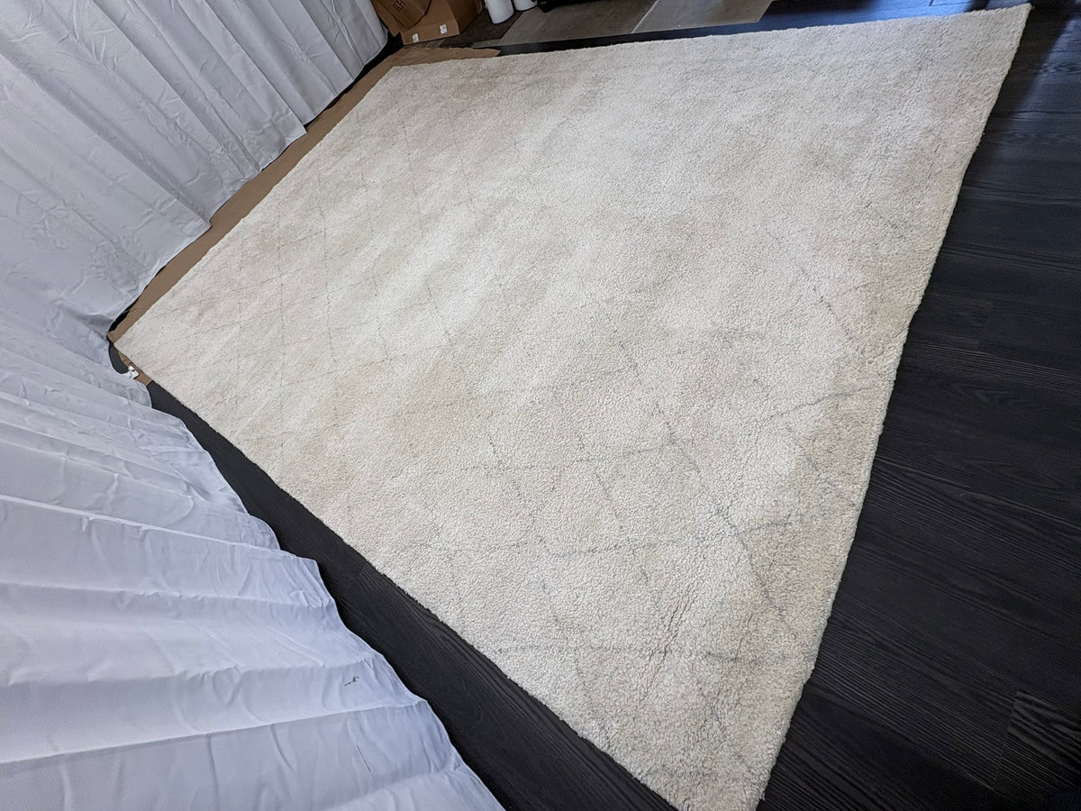 RH Iman Diamond Wool Rug 9x12 - Ivory/Silver