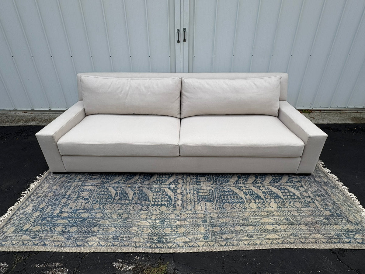 RH Restoration Hardware Parisian Track Arm 2-Cushion Sofa
9' | Luxe 44" Depth | Down-Feather Fill | Holland & Sherry Wool Twill | Dove