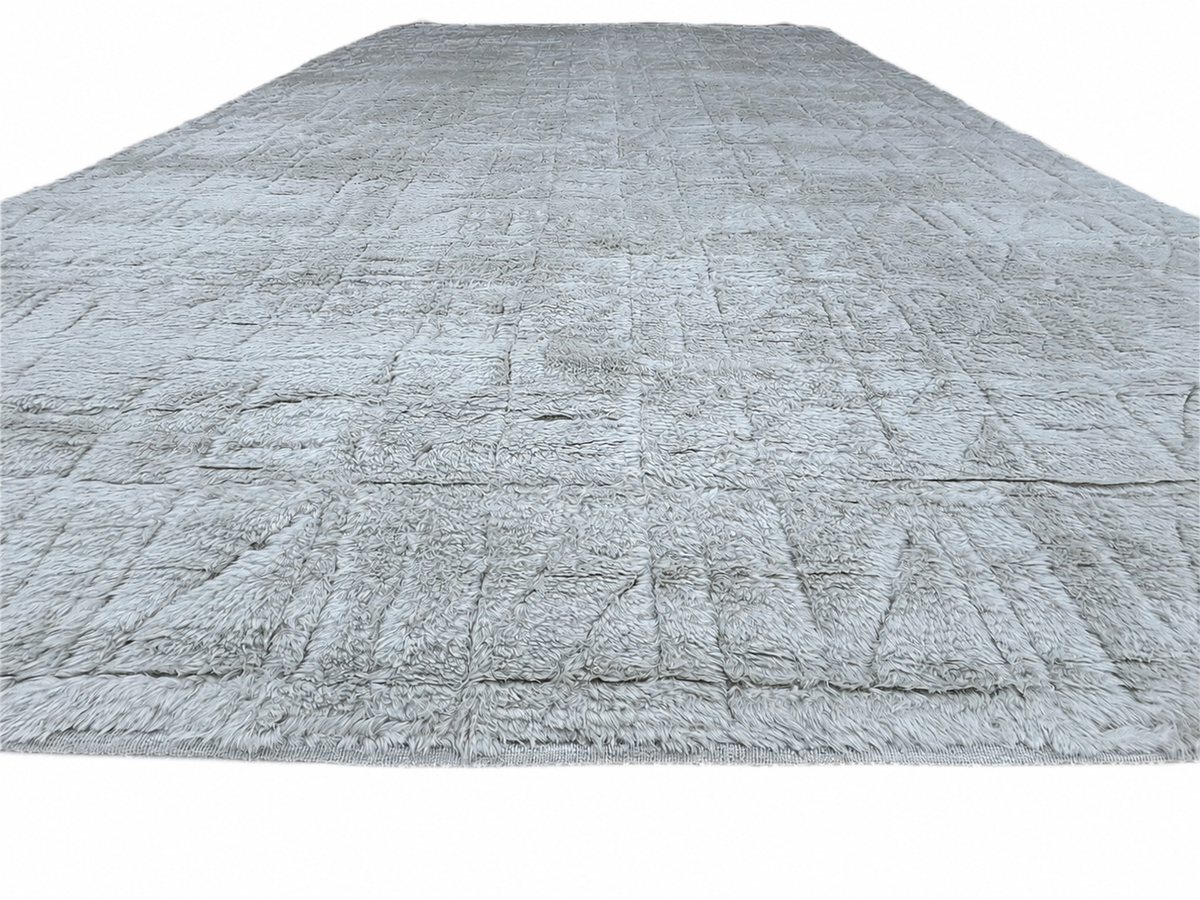 RH Kinari Wool Rug – 10' × 14' Ivory | Wool | Hand-Knotted